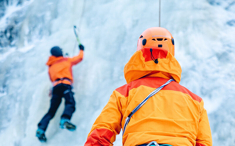 Image pour Cascade de glace au Val Montjoie avec Mathilde