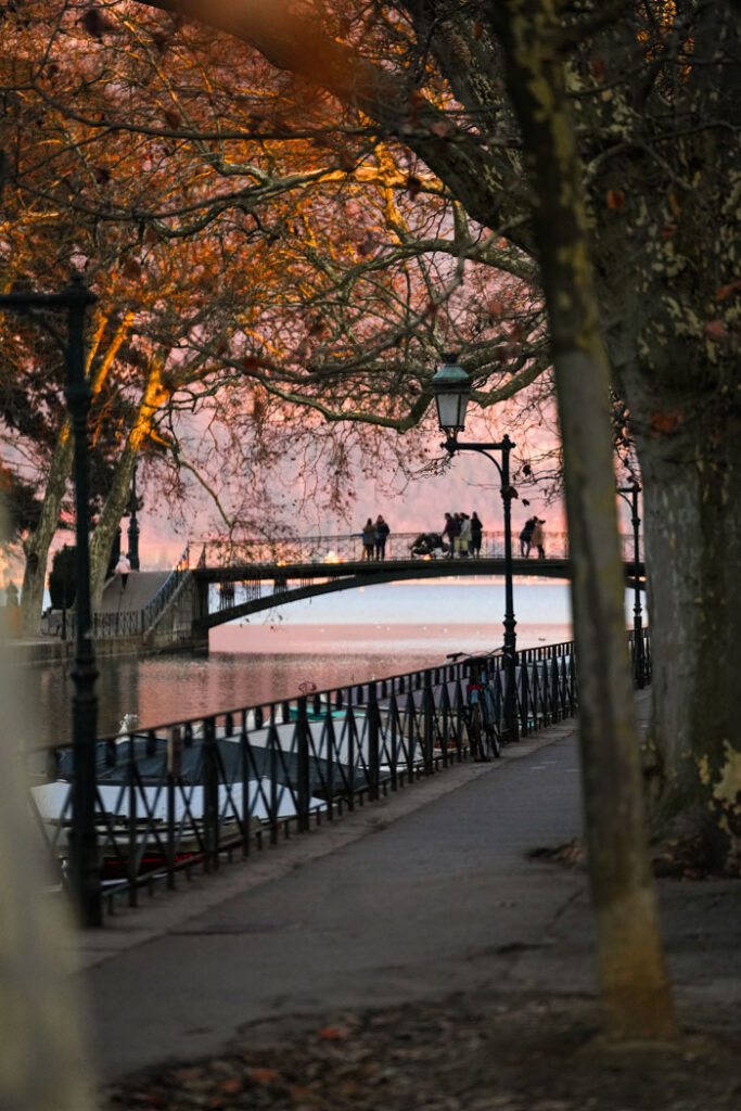 Pont des amours Annecy ©ATMB